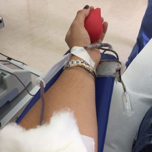 A.A.A. cercasi disperatamente donatori di sangue 2
