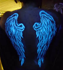 Pericoli tattoo a fluorescenza