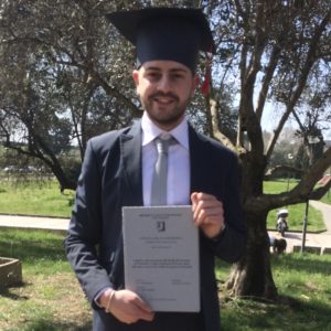 La storia di Antonio Caracallo: ”Dopo la laurea ho visto la realtà italiana e sono andato in Irlanda”