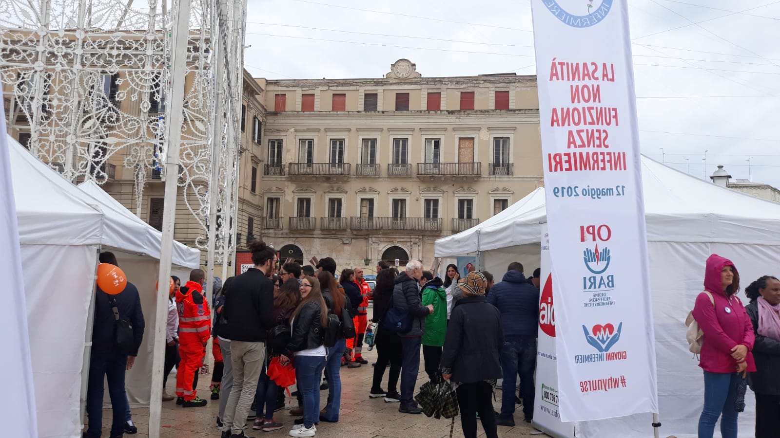 L'Opi Bari celebra la Giornata Internazionale dell'Internazionale in piazza del Ferrarese 4